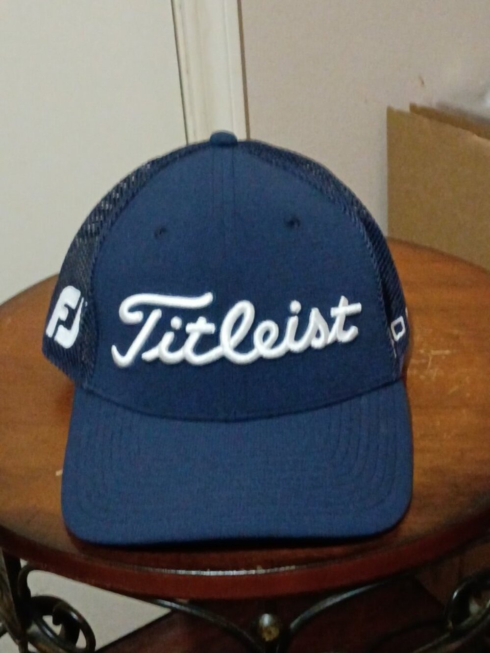 NWT Titleist Golf Hat Cap Navy White Lightweight New Era Medium-Large White Logo